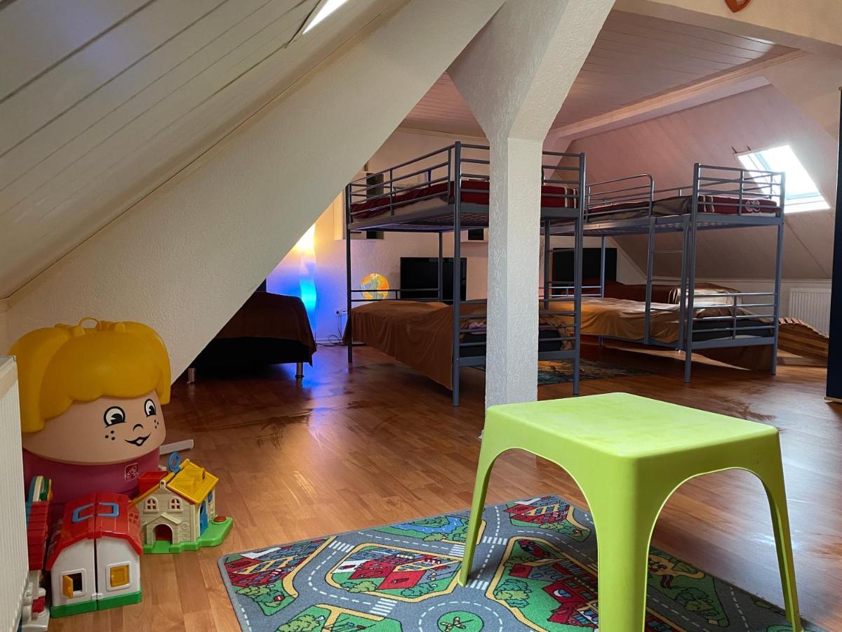 ボッパルトHaus Der Rosenアパートメント エクステリア 写真